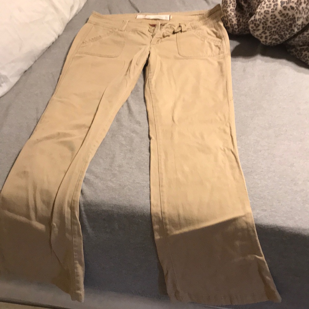Khakis hollister pants